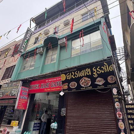 Hotel Hari Ganga - Harkipauri Road Haridwār Esterno foto