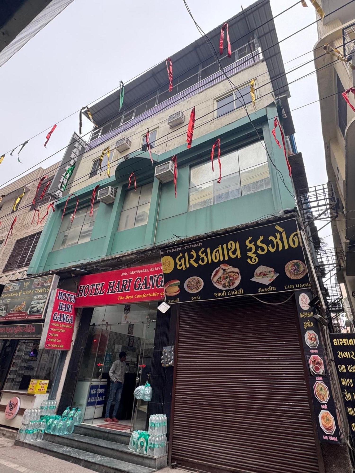 Hotel Hari Ganga - Harkipauri Road Haridwār Esterno foto